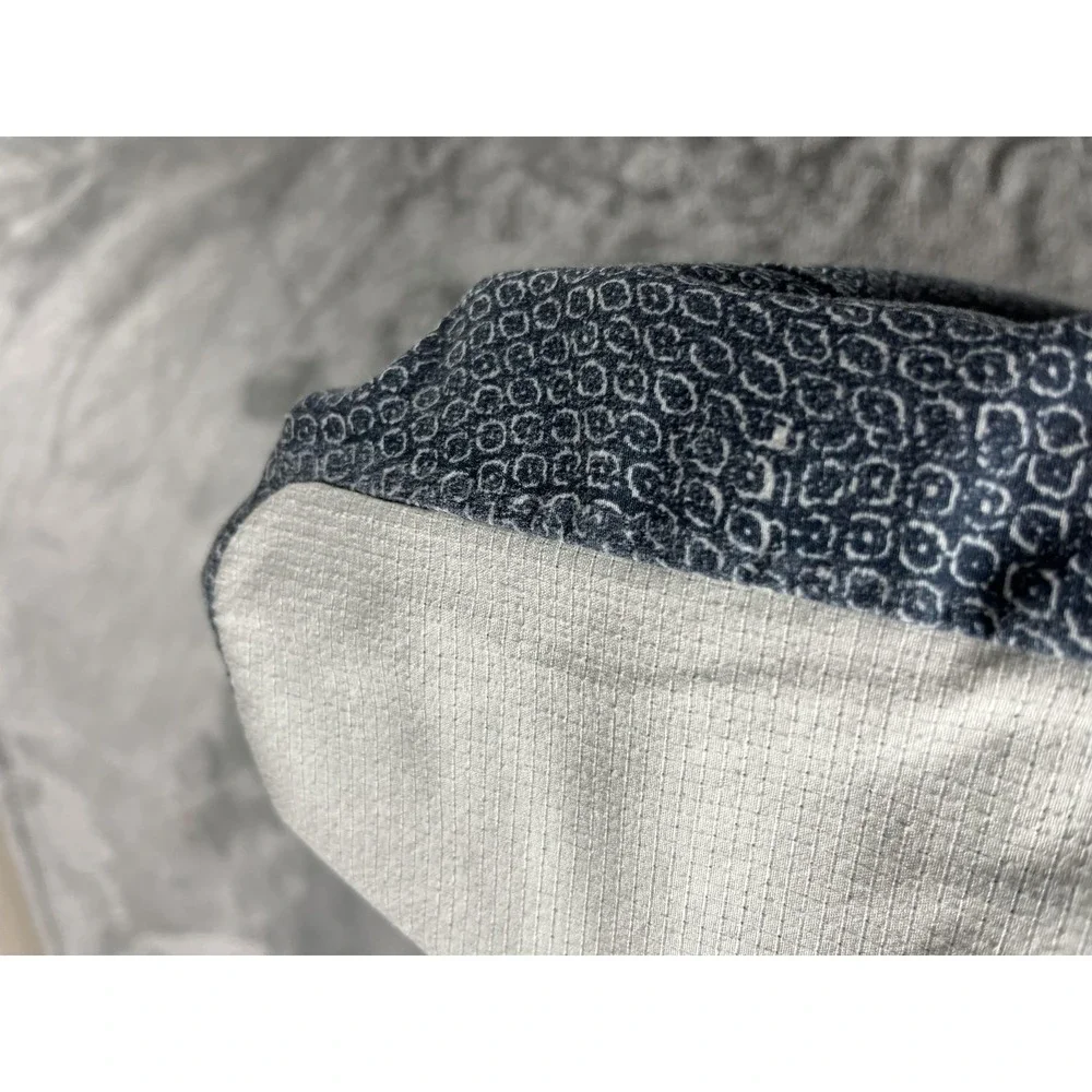 Lululemon Channel Cross Swim Shorts Small Blue Geometric Unlined 7